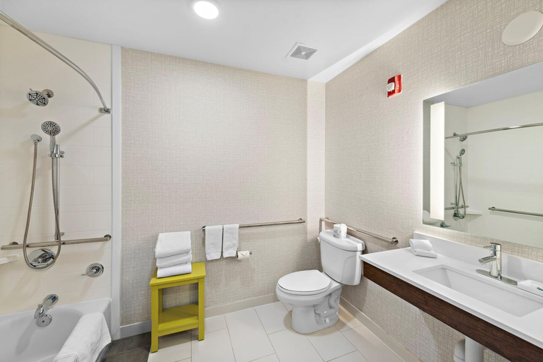 Bathroom 4, Hampton Inn by Hilton Calexico, Imperial