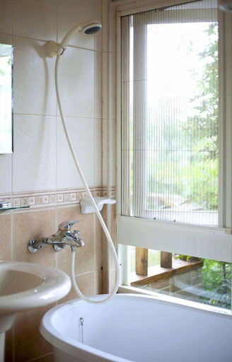 Bathroom 4, Cingjing Dream Town, Nantou