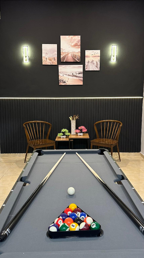 Others 4, YOLO3 10PAX CentralTown Piano, PoolTable, Netflix, Kuantan