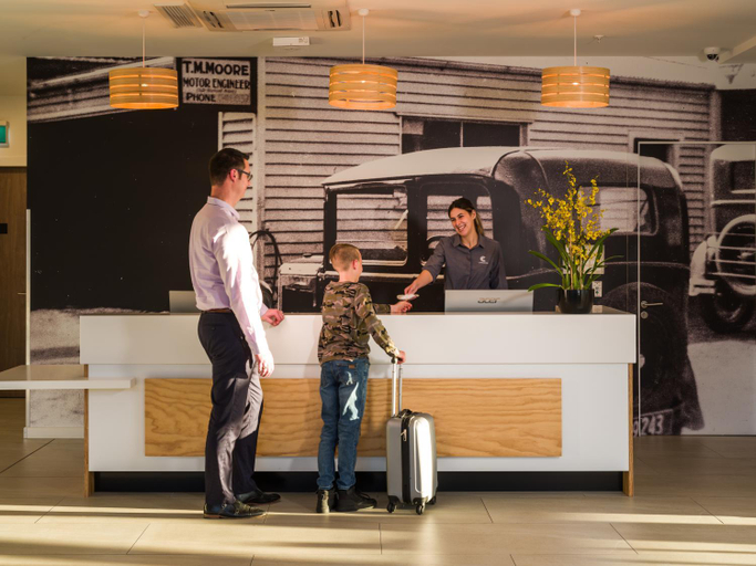 Public Area 3, Carnmore Hotel Christchurch, Christchurch