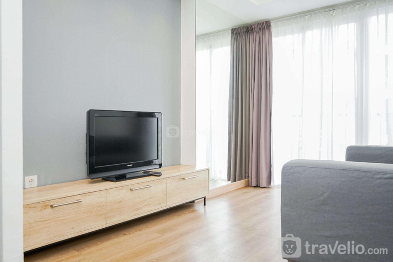 Others 2, Comfy 1BR at Casa De Parco BSD By Travelio, Tangerang