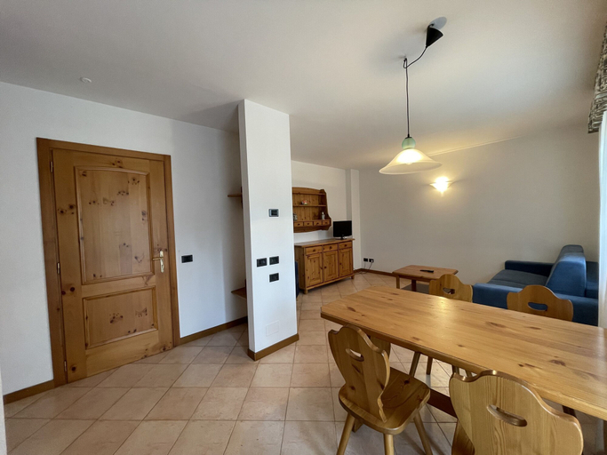 Room 4, 090 Cond Gaiolin 22, Trento
