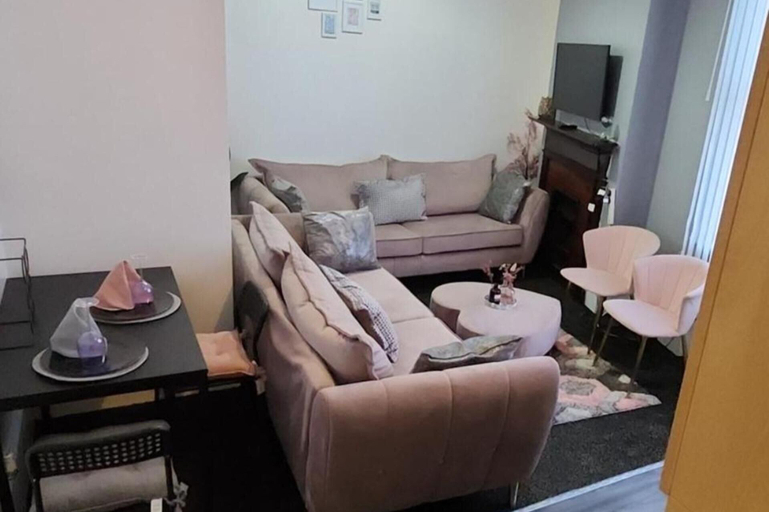 Others 4, 1 Bed - Sleeps 4 - Wolverhampton City Centre, Wolverhampton