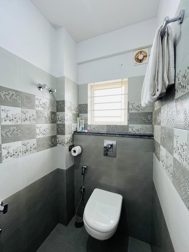 Bathroom 5, VALUE INN , Bangalore Rural