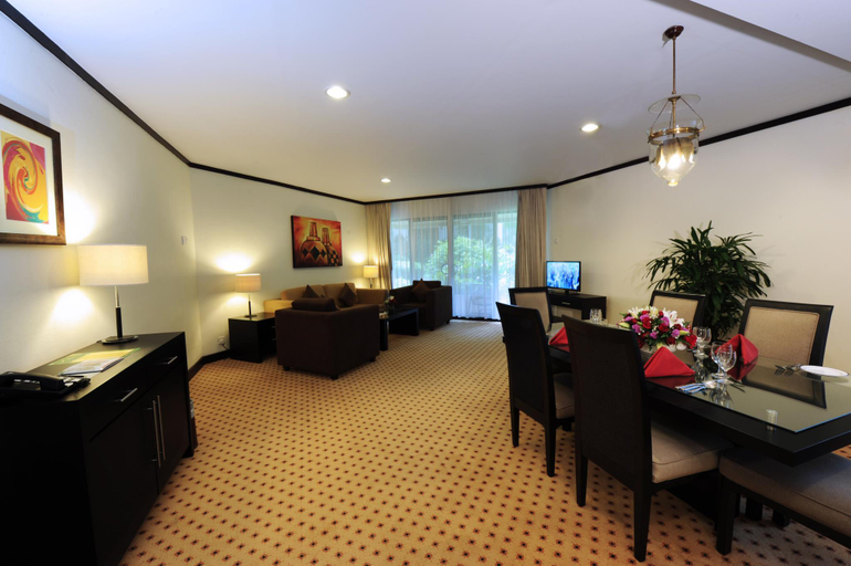 living_room 6