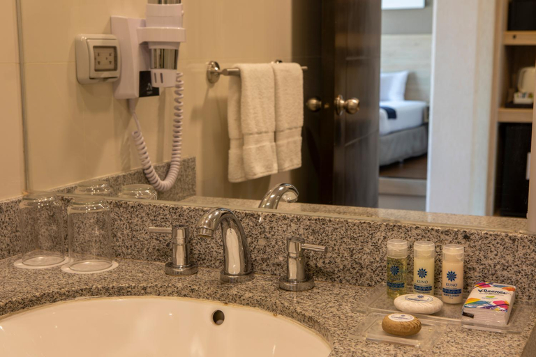 Bathroom 5, Casa Andina Select Tacna, Tacna