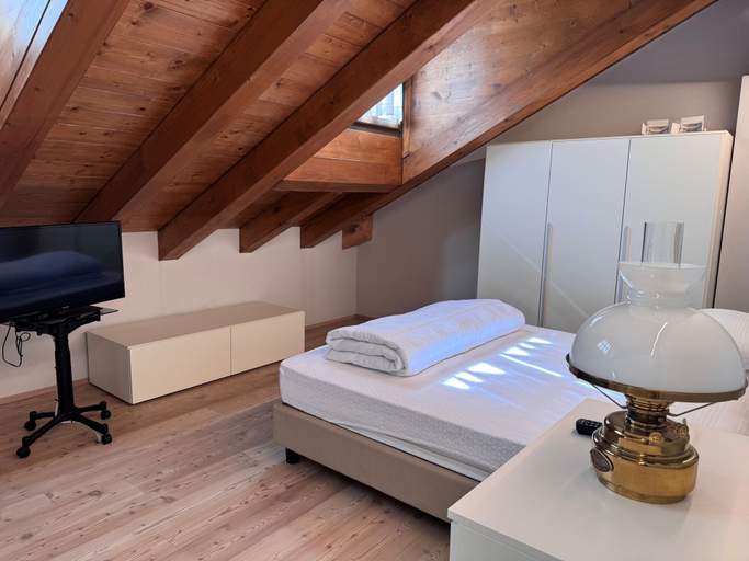 Room 3, 039 Lussuoso Trilocale Pinzolo, Trento
