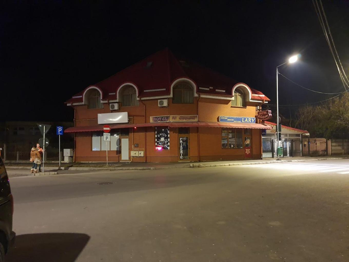 Others 4, Motel Al Capone, Satu Mare