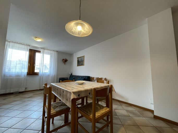 Room 5, 078 Trilocale Baldino Pinzolo, Trento