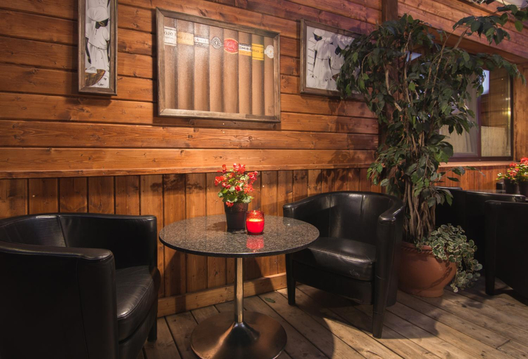Food & Drinks 5, Agate Hotel, Jelgava