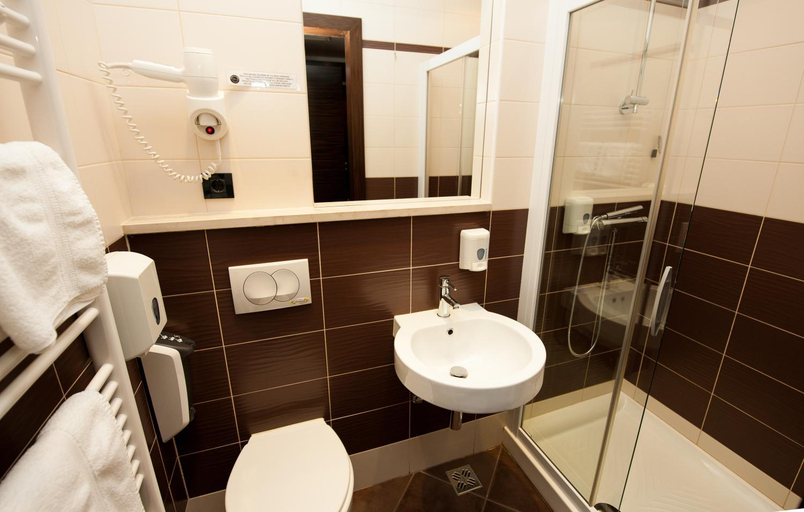 Bathroom 4, Gold Club Hotel Casino, Ajdovščina