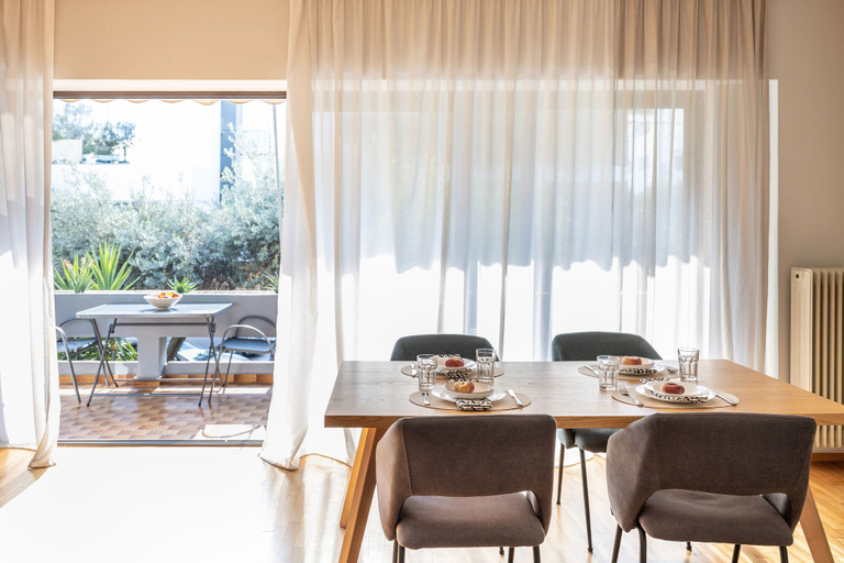 Room 3, Spacious 3-bedroom Getaway With Balcony in Glyfada, Attica