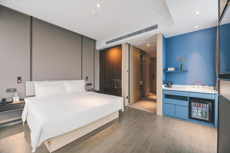 Bedroom 2, Atour Hotel Ningbo Sanjiangkou Bund Bookstore, Ningbo