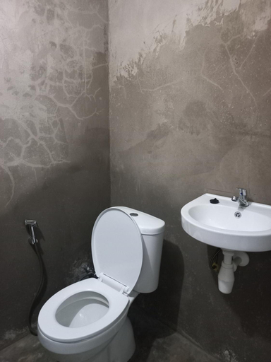 Bathroom, Ruteng Glamping & Campsite, Manggarai