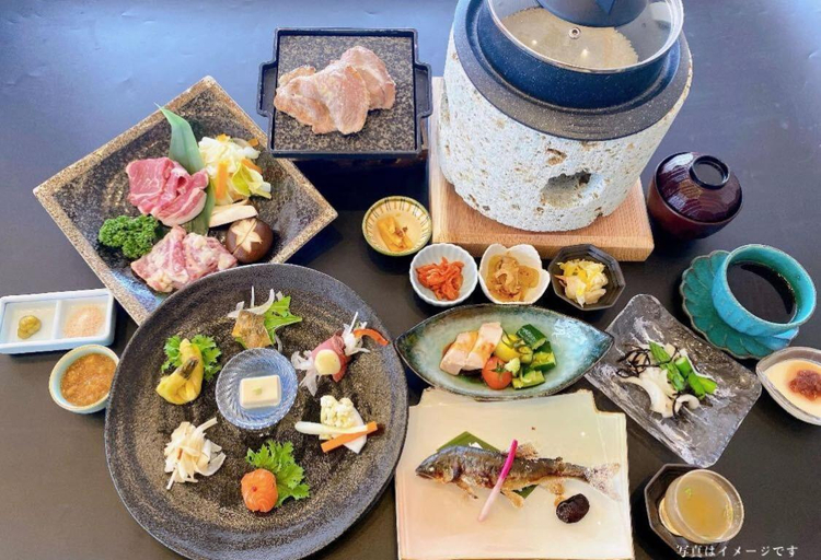 Food & Drinks 4, Hotel Omaruyama, Sakura