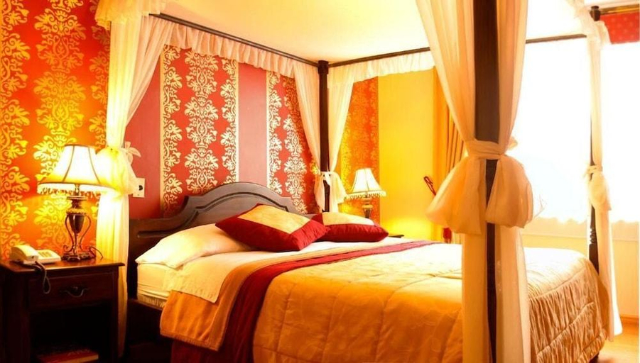 Bedroom 2, Morenica del Rosario, Cuenca