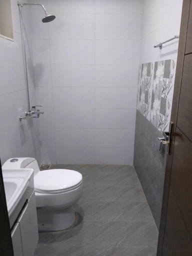 Bathroom 5, Sunset View Guest House, Islamabad