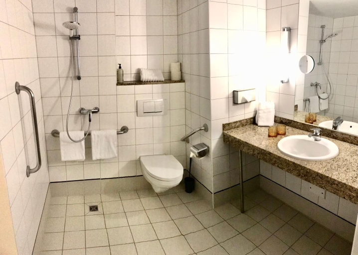 Bathroom 3, Best Western Conference Airporthotel Frankfurt Mörfelden, Groß-Gerau
