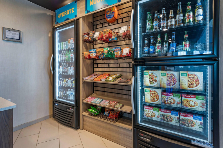 Food & Drinks 5, Clarion Pointe Indianapolis Airport, Hendricks