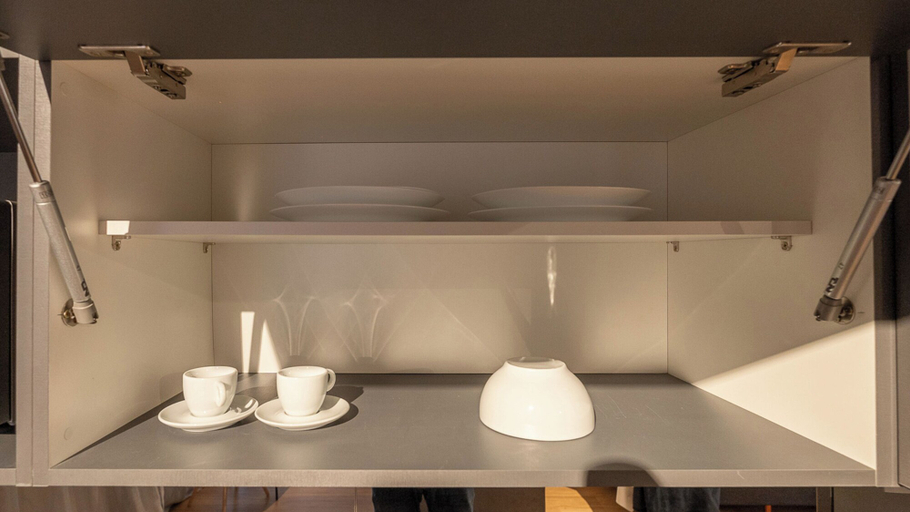 Room 5, White 251, São Paulo