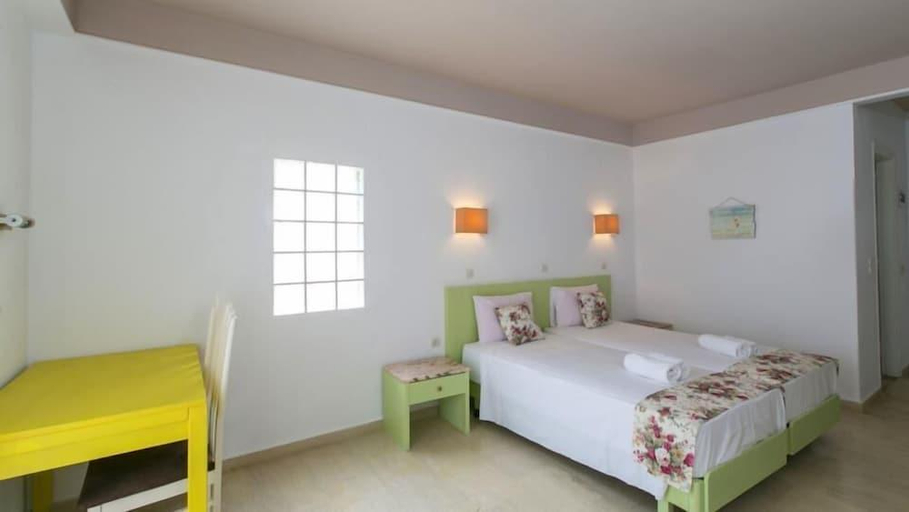 Bedroom 2, Pelagia Bay, Crete