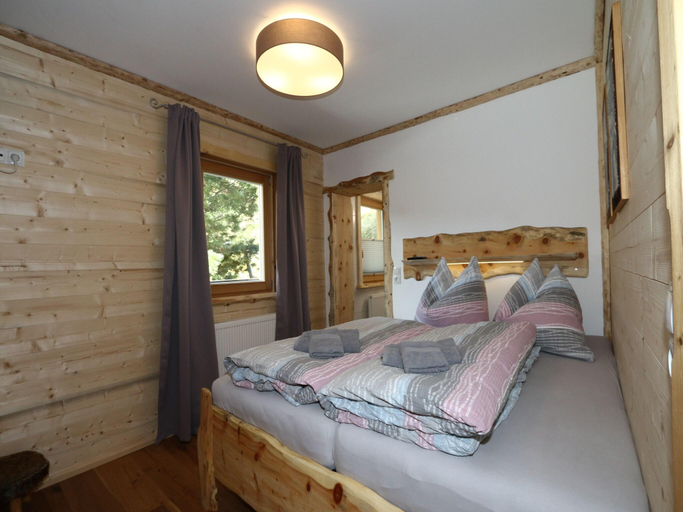 Bedroom 2, Alpine pasture in the Zillertal mountains, Schwaz