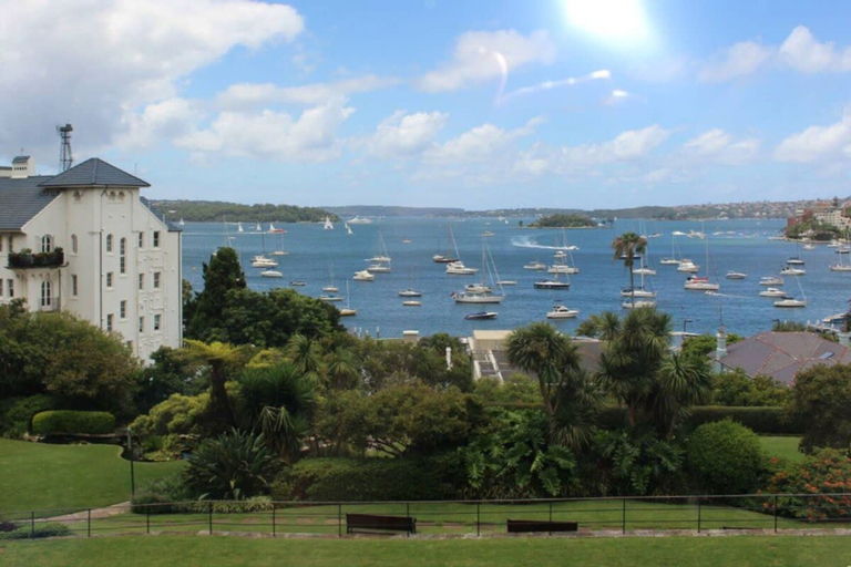 Room 2, Elizabeth Bay Home With a View Rooftop Pool, Sydney
