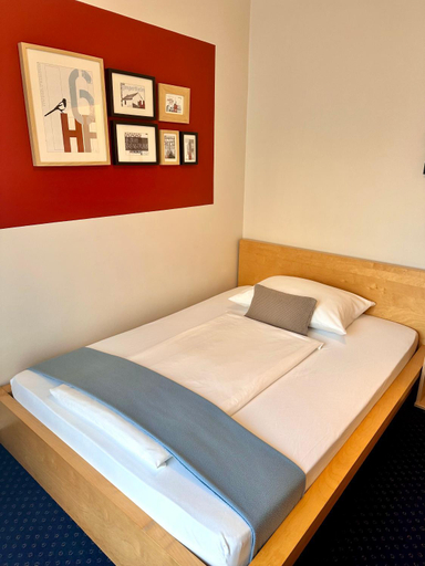 Others 5, Hotel Friedrichstraße, Bergstraße