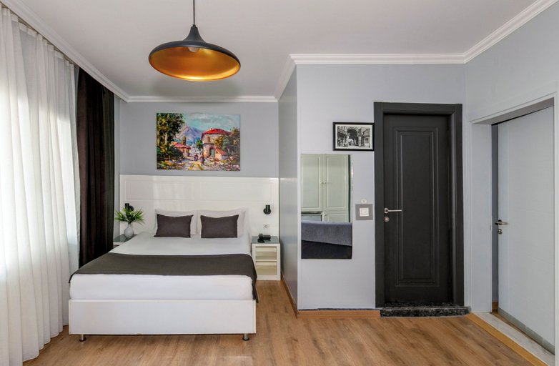 Bedroom 4, Lavanta Hotel, Beyoğlu