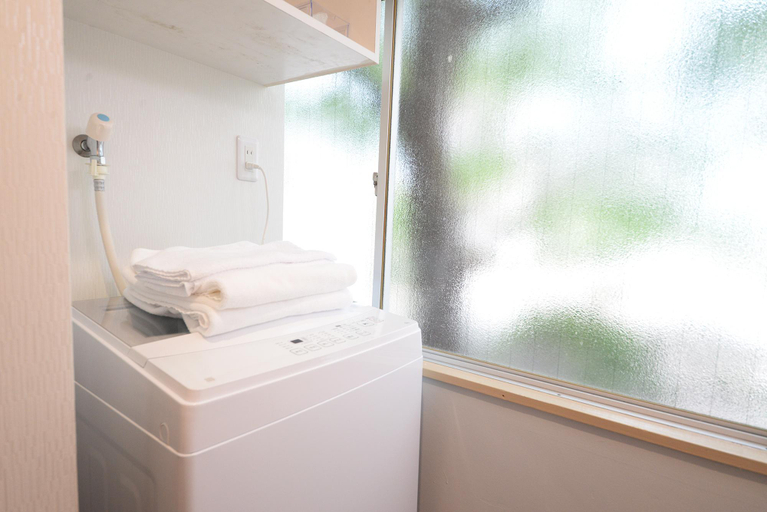 Bathroom 4, Shinjuku Apartments, Shinjuku