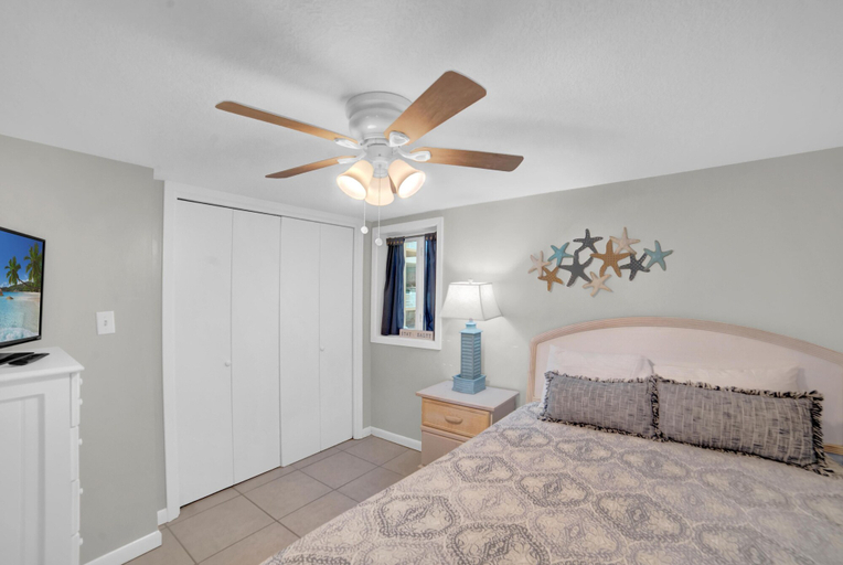 Bedroom 1, Sugar Beach 246, Baldwin