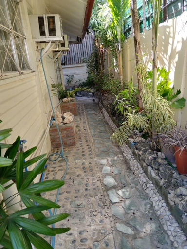 Others 5, Mactan Cebu House, Lapu-Lapu City