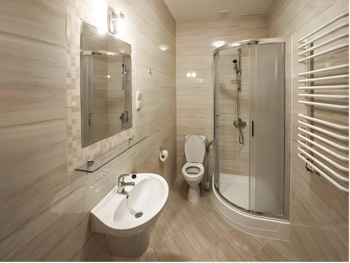 Bathroom 3, Labedz Hotel Karczma, Iława