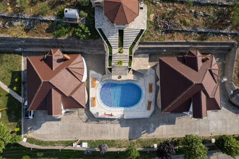 Room 2, The Lake House 2 Pool Access, Shkodrës