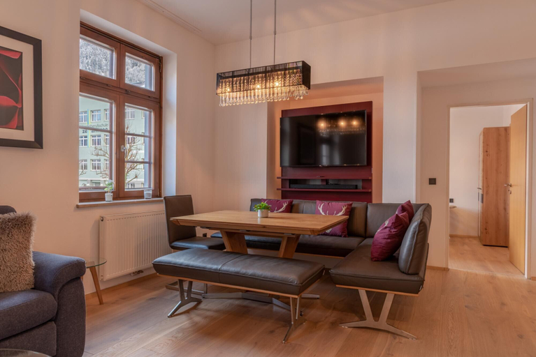 Room 5, Post Residence Apartments 3C 150m From ski Lift, Zell am See