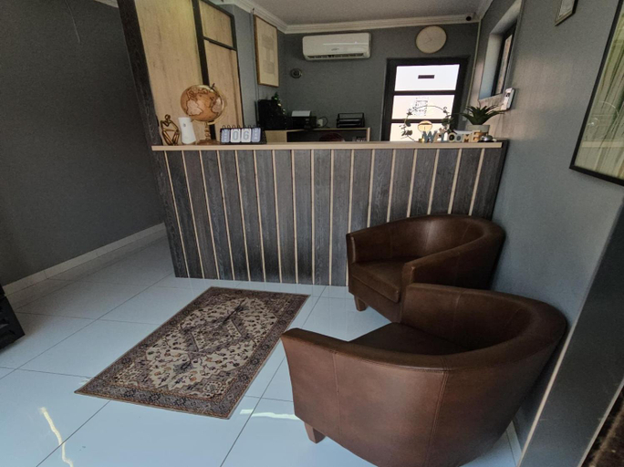 Others 5, Grand Diamond Lodge, City of Johannesburg