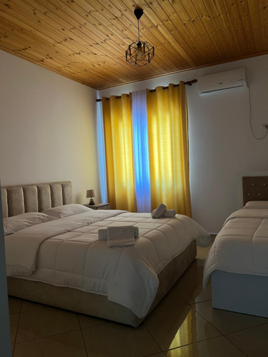 Bedroom, Lugina e Komanit, Pukës