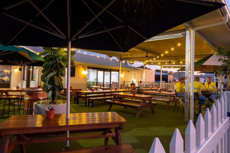 Food & Drinks 5, ザ クラブ ホテル, Gladstone