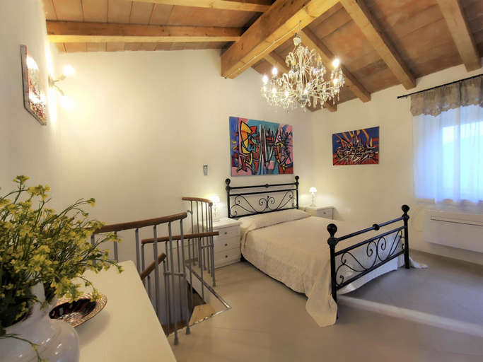 Bedroom 4, New Tuscan Villa with Pool, Pisa