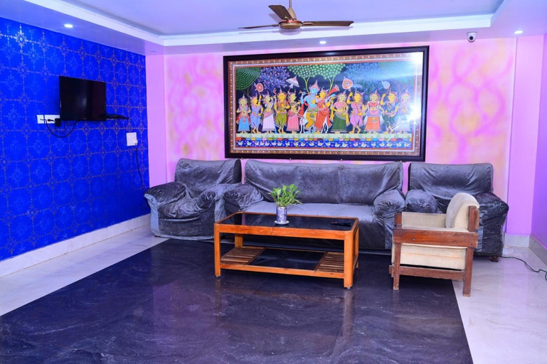 Public Area 3, DhamStay Hotel Krishna Residency Puri, Puri