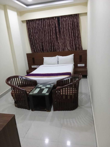 Bedroom 5, Hotel Shreya, Warangal
