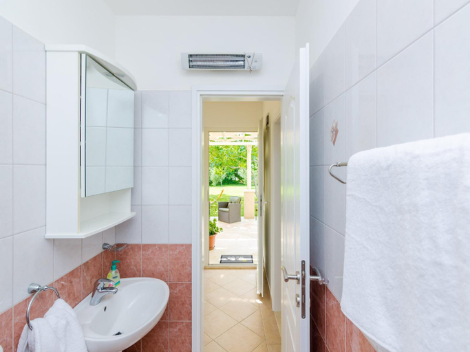 Bathroom 3, Apartment with 1 room and terrace, Župa Dubrovačka