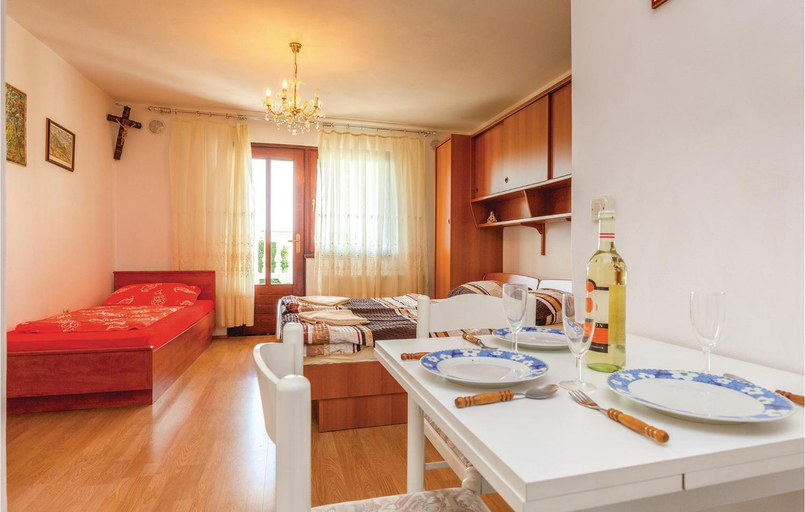 Others 5, Cozy Apartment In Crikvenica With Wifi, Crikvenica
