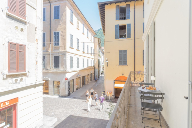 Others 5, Via Indipendenza 45 in Como, Como
