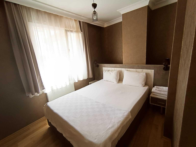 Bedroom 3, Aslan Suit, Buca