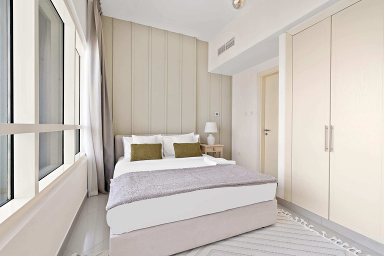 Room 5, Silkhaus Modern Pad With Pool Gym Near Reem Park, Abu Dhabi City