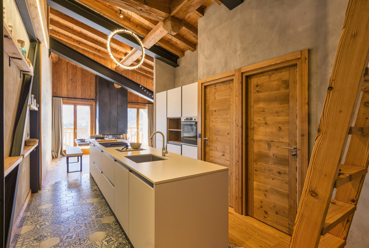 Room 3, La Ferme Roland ski in ski out, Haute-Savoie