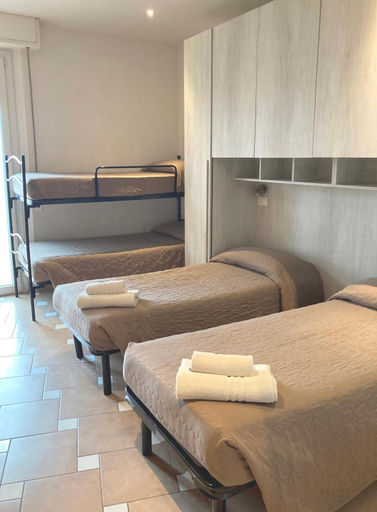 Bedroom 2, Hotel Villa Itala, Rimini