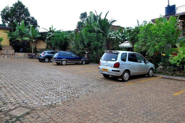 Public Area, Ropani Hotel, Busiiro