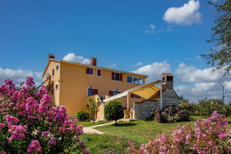 Room 5, Pool Villa Divina in i an, Ližnjan